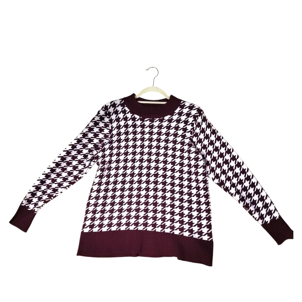 Purple and White Crew Neck Sweater with Relaxed Fit